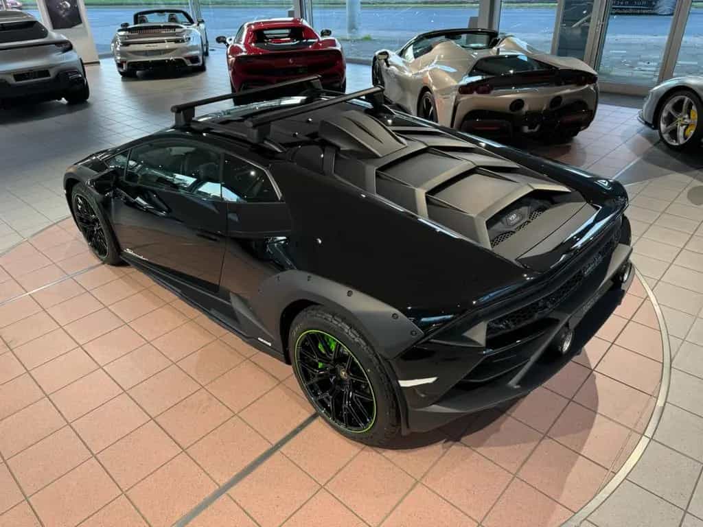Lamborghini Huracán Sterrato "1 of 1499" 09/2024-photo-11
