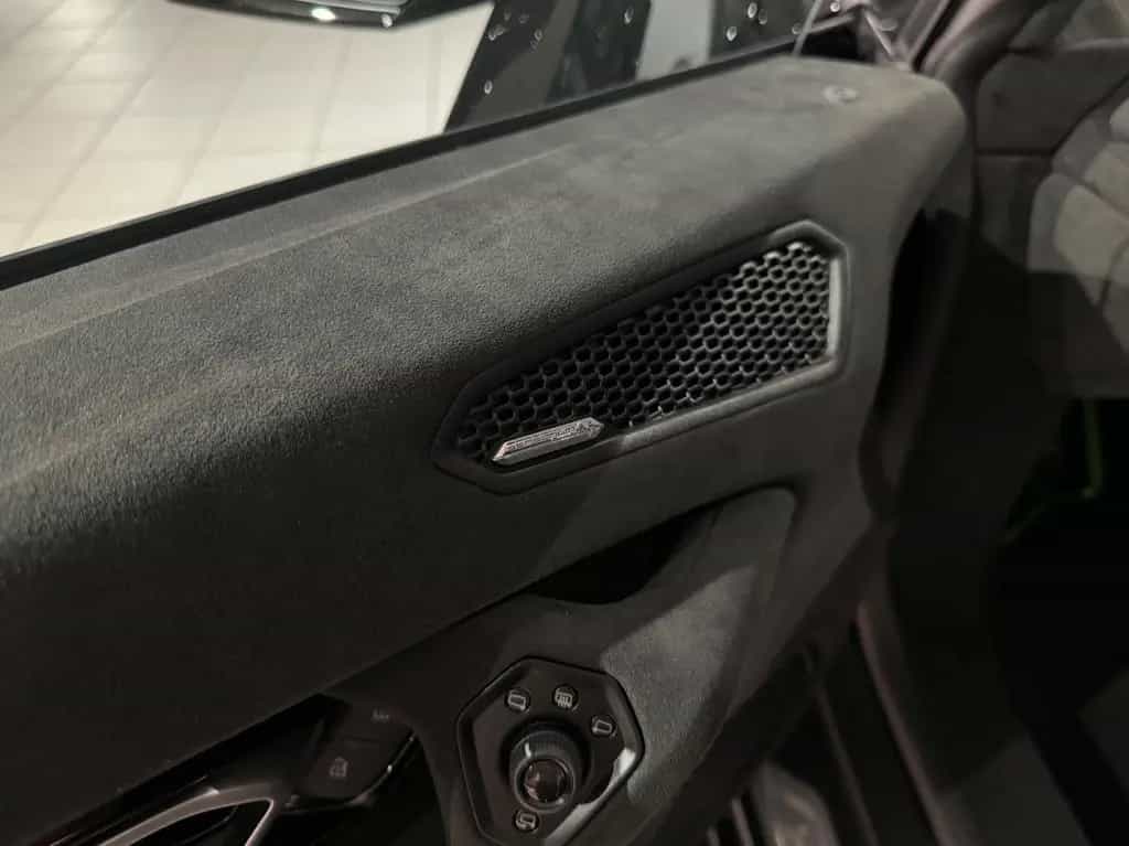 Lamborghini Huracán Sterrato "1 of 1499" 09/2024-photo-22