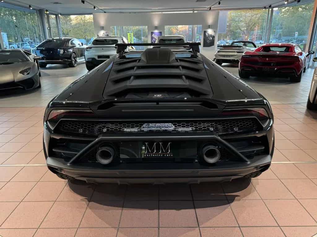 Lamborghini Huracán Sterrato "1 of 1499" 09/2024-photo-8