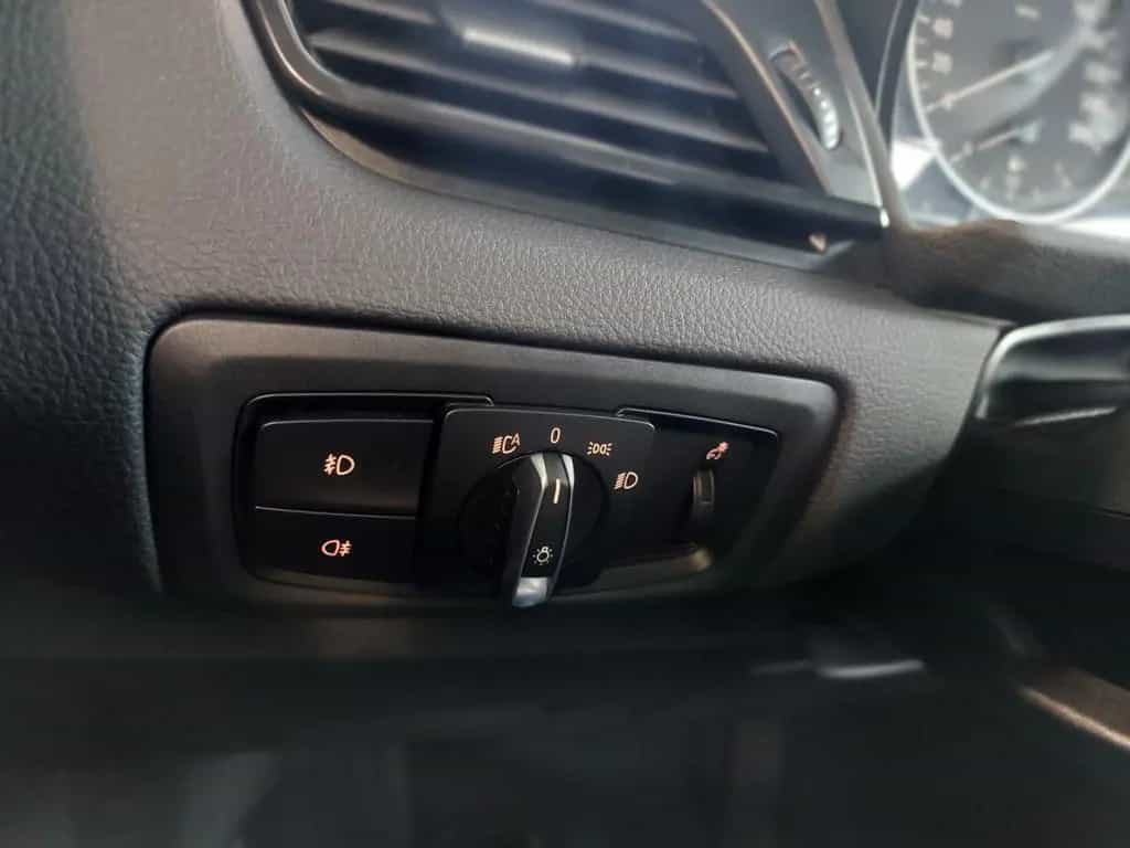 BMW 2 Series 218 Gran Tourer i Advantage NAV SHZ  ACC Scheckh 04/2018-photo-14