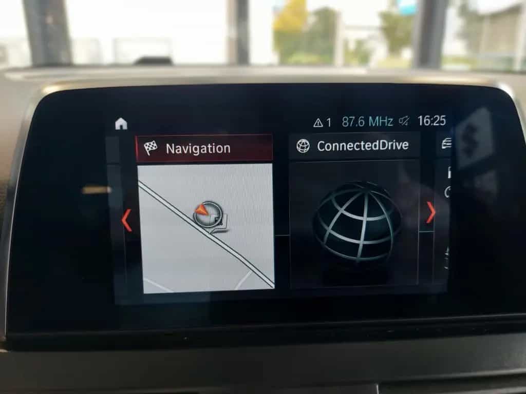 BMW 2 Series 218 Gran Tourer i Advantage NAV SHZ  ACC Scheckh 04/2018-photo-23