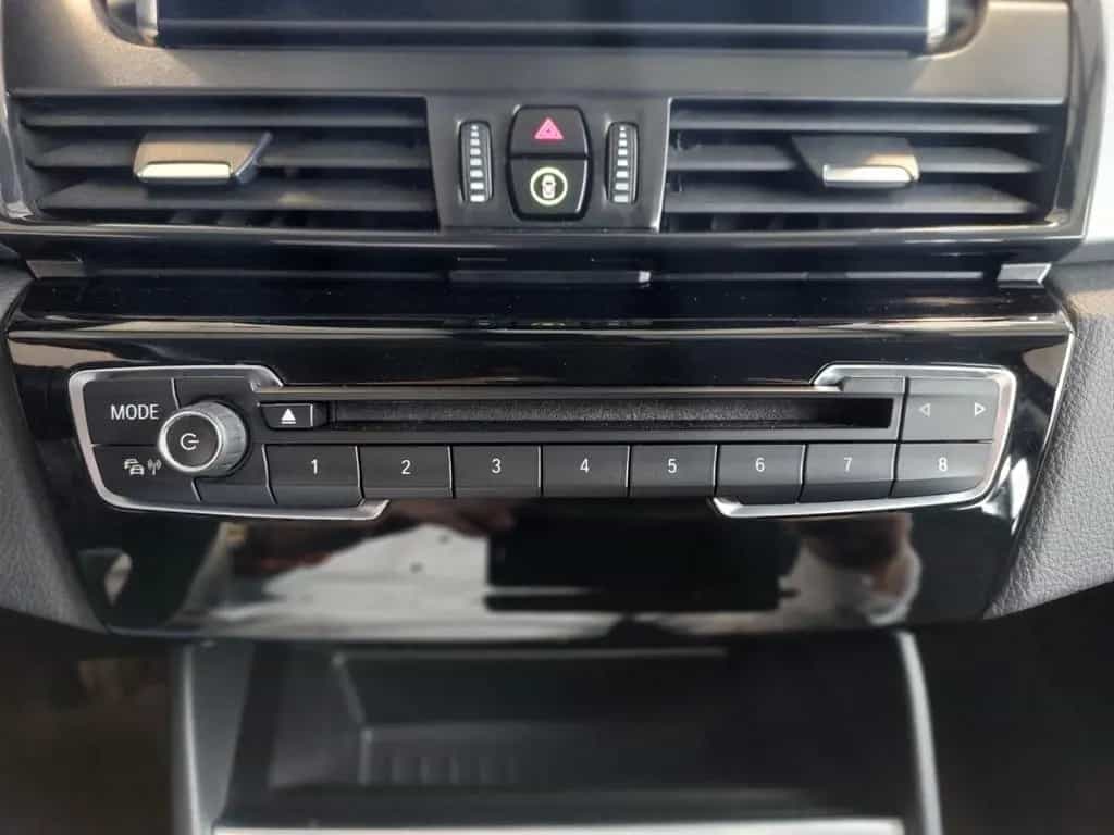 BMW 2 Series 218 Gran Tourer i Advantage NAV SHZ  ACC Scheckh 04/2018-photo-24