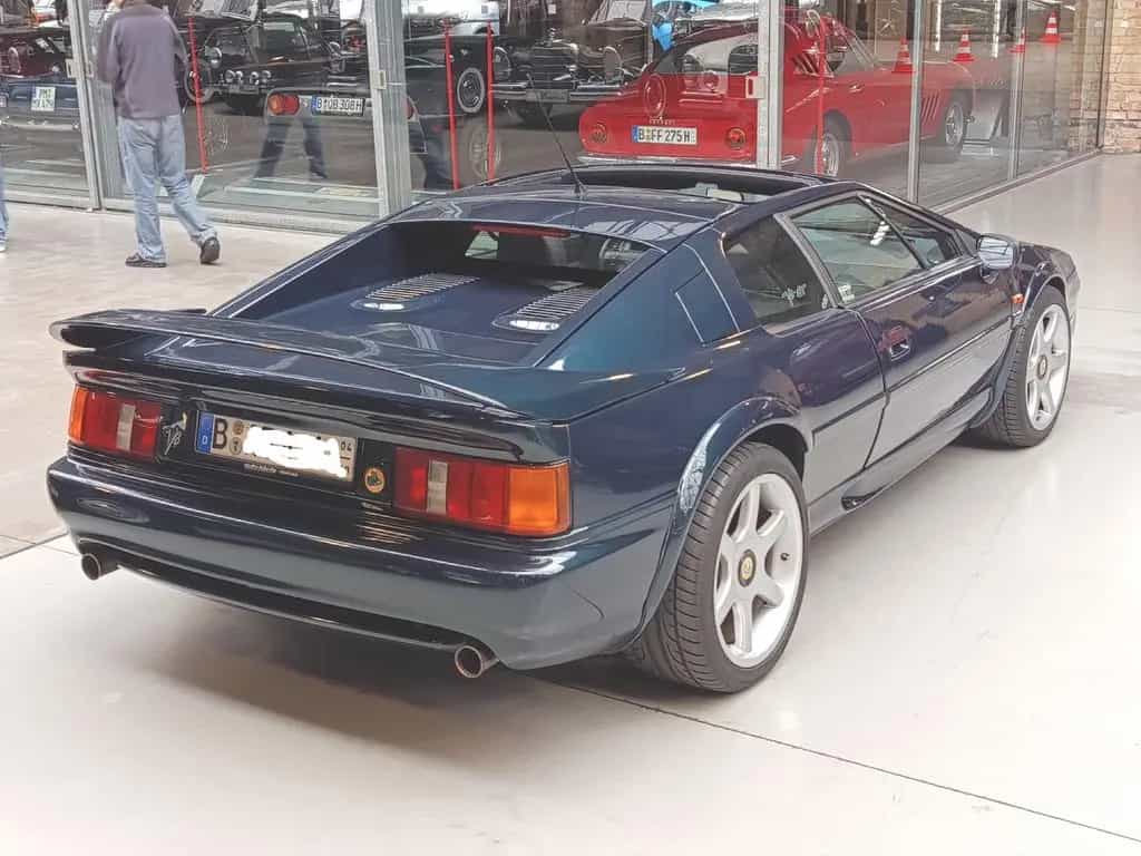 Lotus Esprit V8 GT - 1.Hand mit nur 66.000 km. 08/2001-photo-9