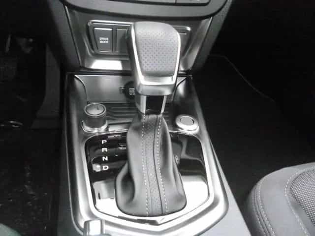 KGM Tivoli Sondermodell AUTOMATIC 1,5 null-photo-12