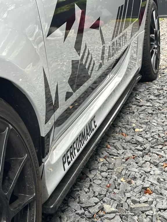 Abarth 595C 1.4 T-Jet 16V 595C - 05/2019-photo-4