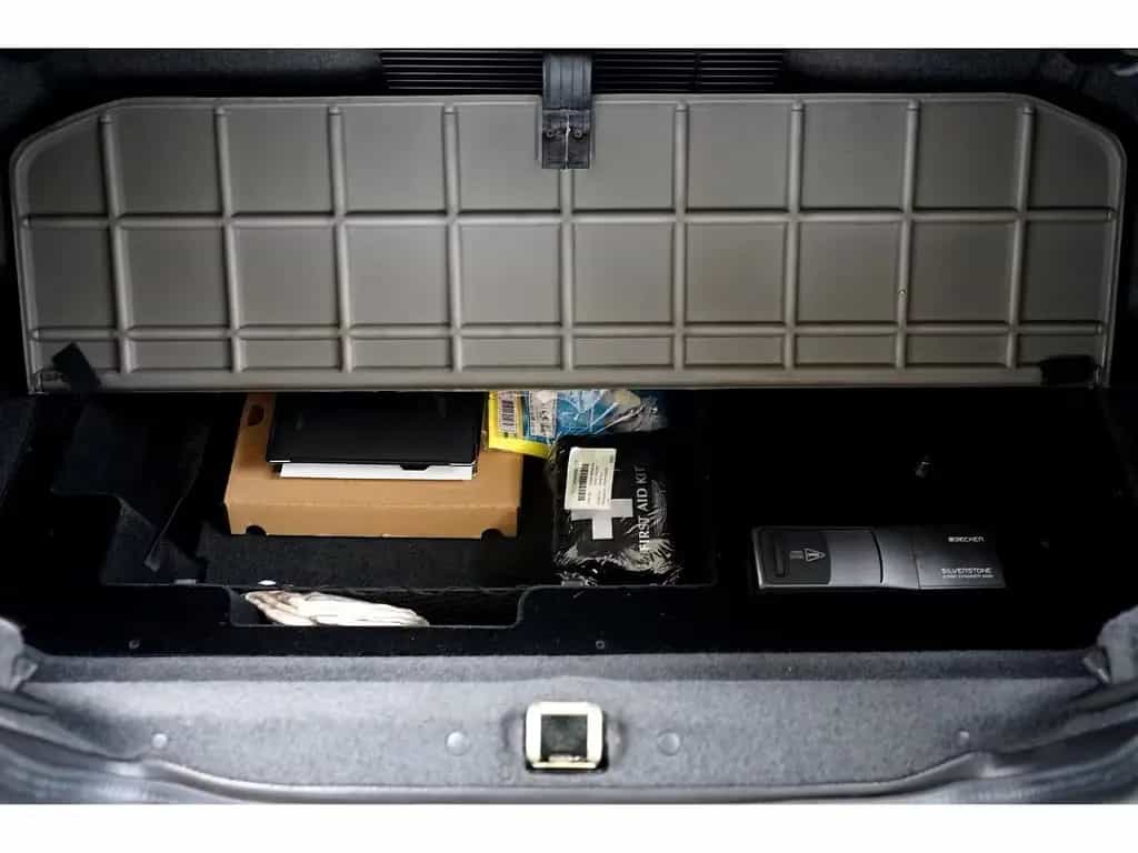 Aston Martin DB7 GTA/AUTOMATIK 1of 112 Sammler + Garantie 09/2003-photo-27