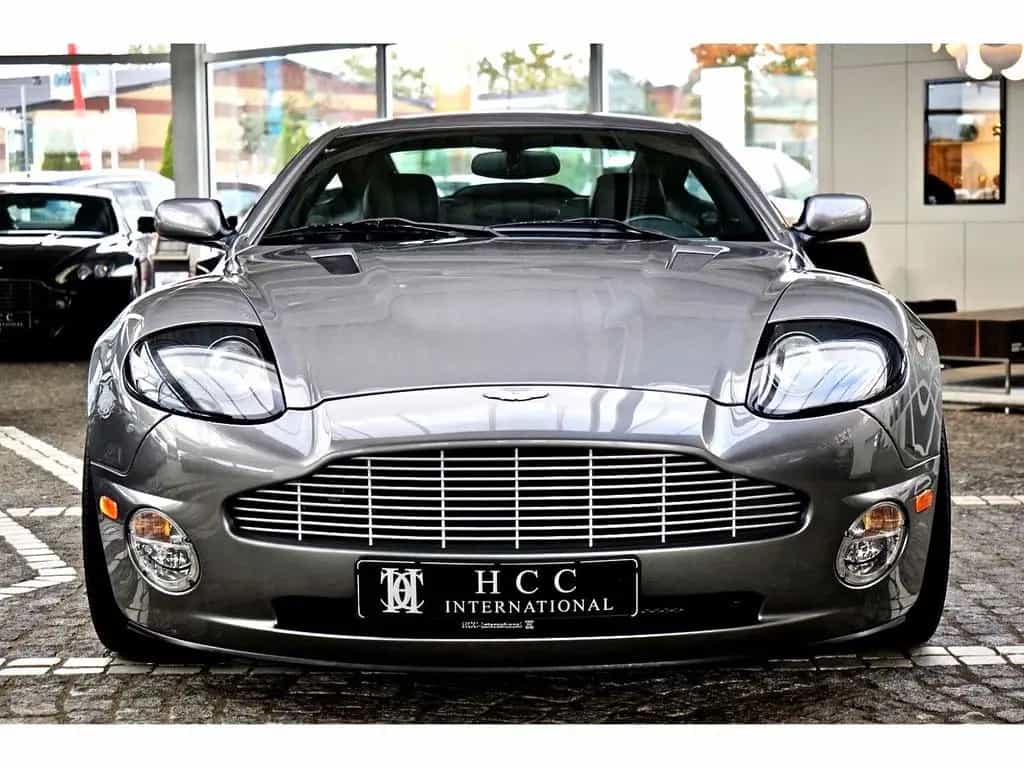 Aston Martin Vanquish V12 1.Hand Sammler-Zustand + Garantie 07/2004-photo-1