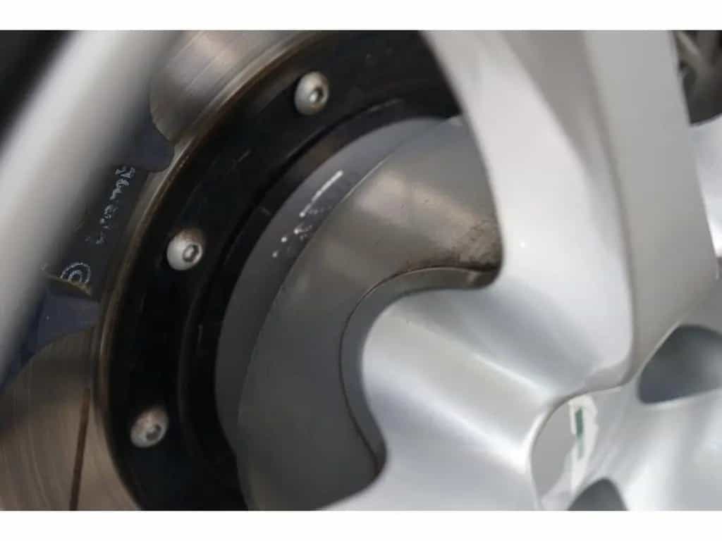 Aston Martin Vanquish V12 1.Hand Sammler-Zustand + Garantie 07/2004-photo-27