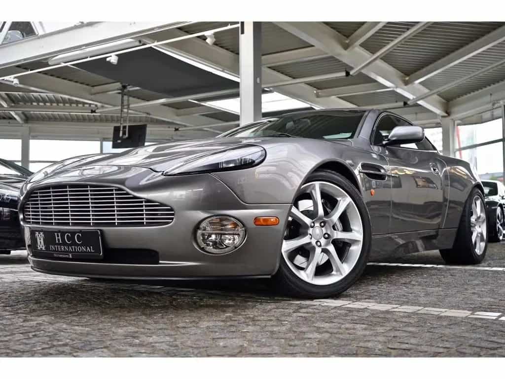 Aston Martin Vanquish V12 1.Hand Sammler-Zustand + Garantie 07/2004-photo-9