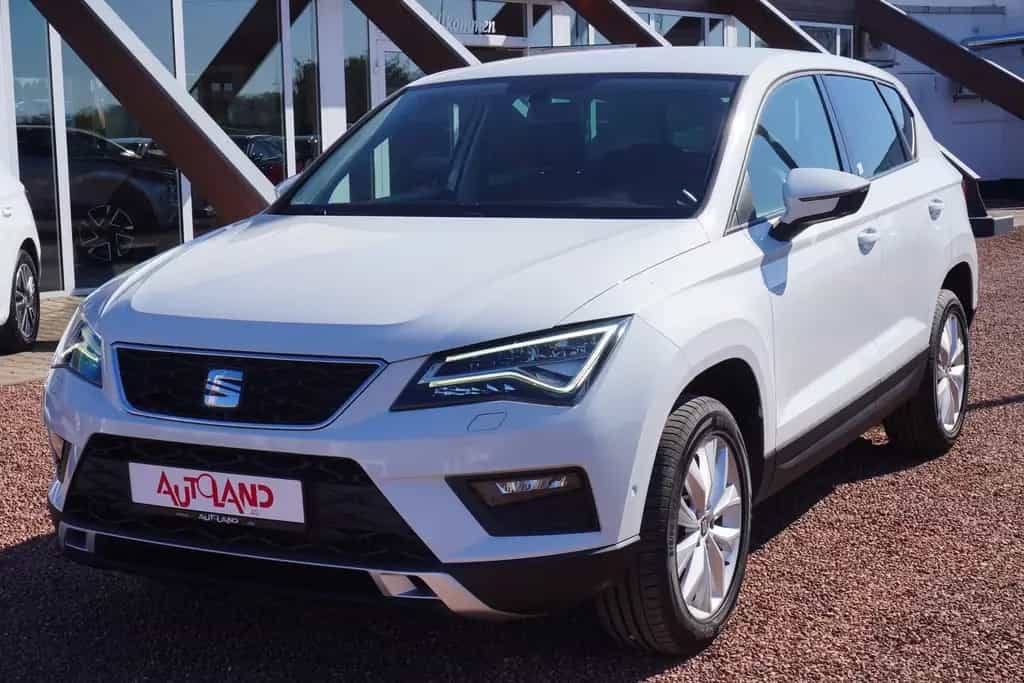 Seat Ateca 1.5 TSI DSG Style LED Navi ACC Kamera PDC 09/2019-photo-1