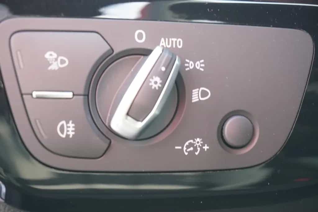 Audi A4 3.0 TDI quattro S line LED Navi Panorama PDC 10/2019-photo-10