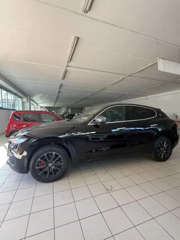 Maserati Levante MASERATI - Levante - V6 Diesel 275 CV AWD Neriss 12/2017-photo-6