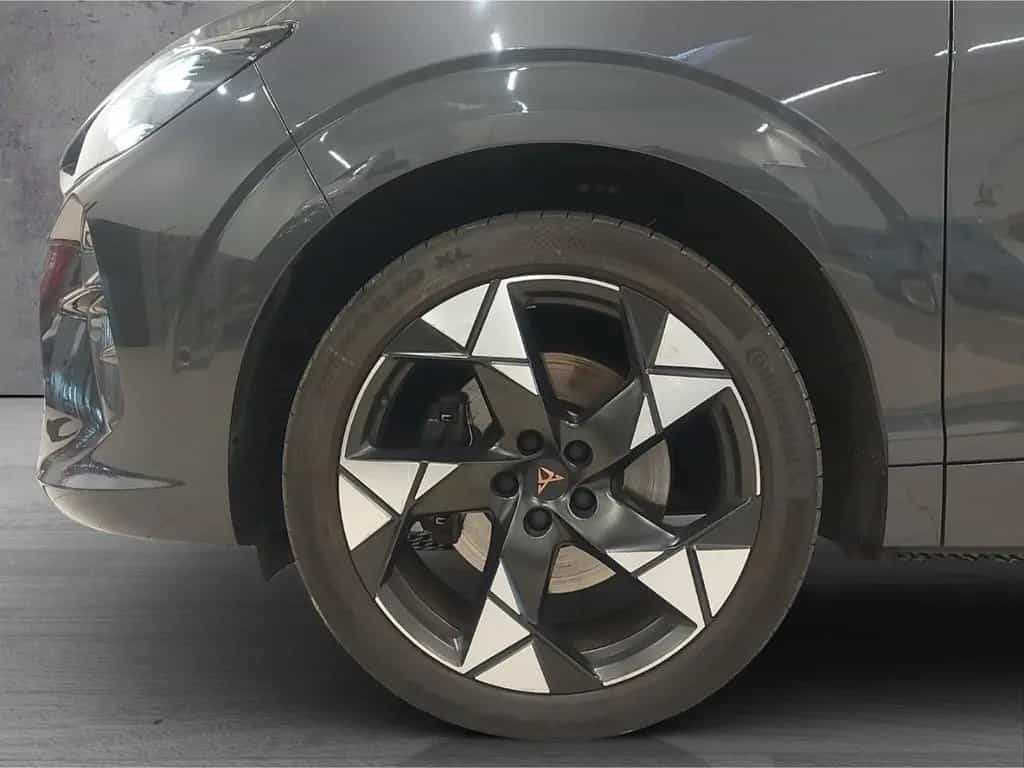 Cupra Terramar VZ 2.0 TSI 4Drive DSG 20 PANO  AHK | SE 03/2025-photo-4
