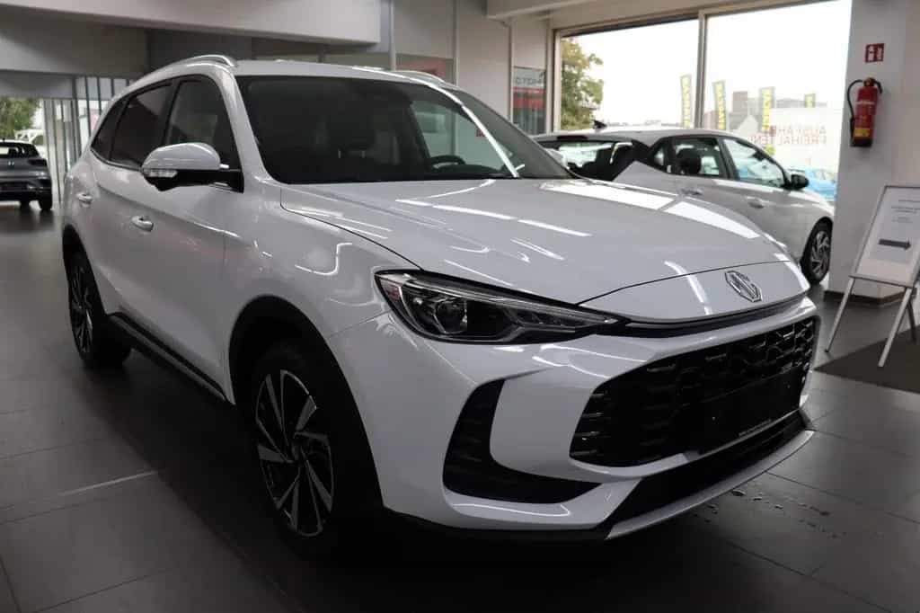 MG ZS 1.5 Hybrid+ Luxury 360°Navi,Totwinkel SOFORT 11/2025-photo-2