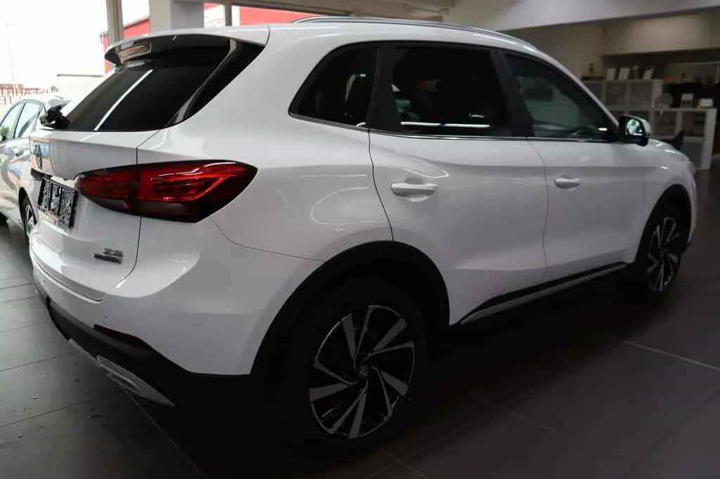 MG ZS 1.5 Hybrid+ Luxury 360°Navi,Totwinkel SOFORT 11/2025-photo-3