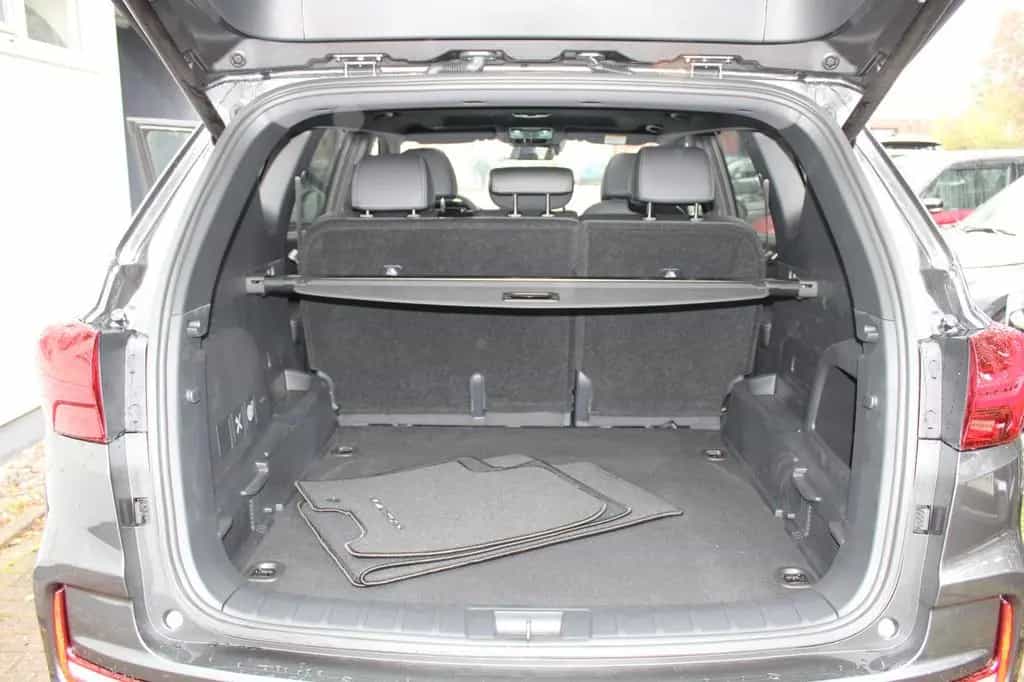KGM Rexton LUX 8 A/T AWD 20Wheels 11/2025-photo-17