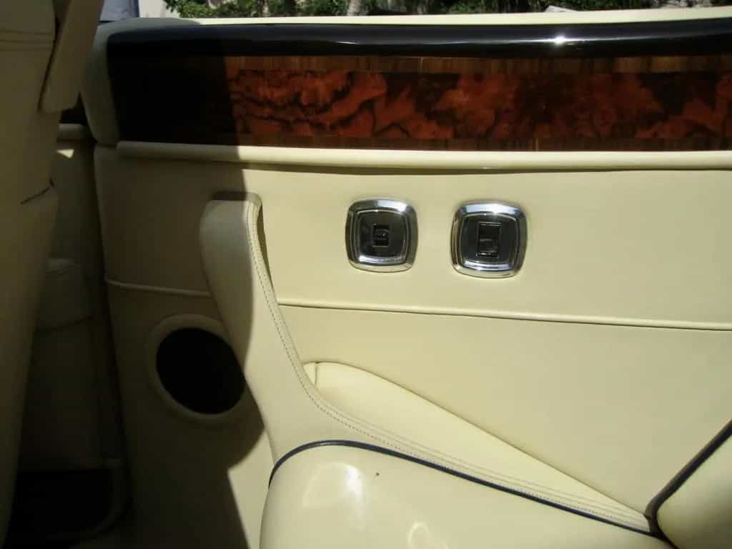 Bentley Azure Deutsche EZ! Unfallfrei+Scheckheft! CD2+ 04/1996-photo-43
