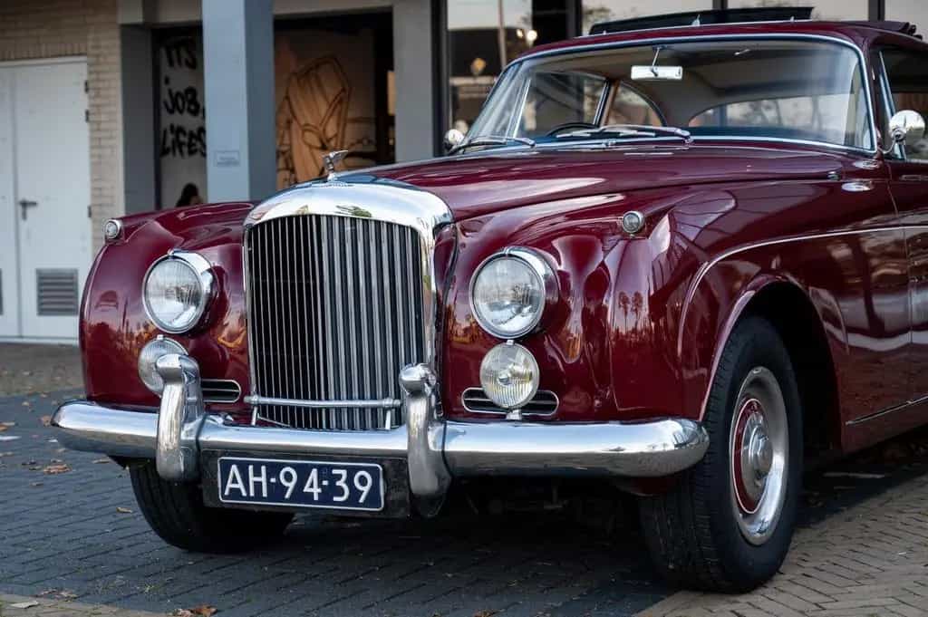 Bentley Continental S2 by H.J.Mulliner 03/1962-photo-34