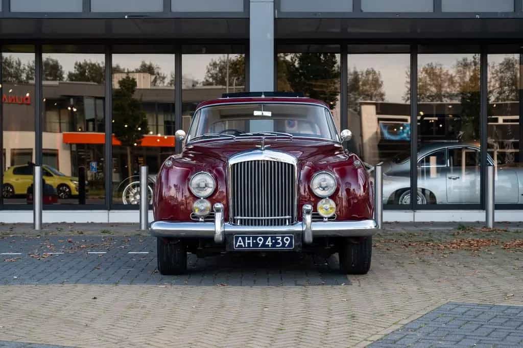 Bentley Continental S2 by H.J.Mulliner 03/1962-photo-4