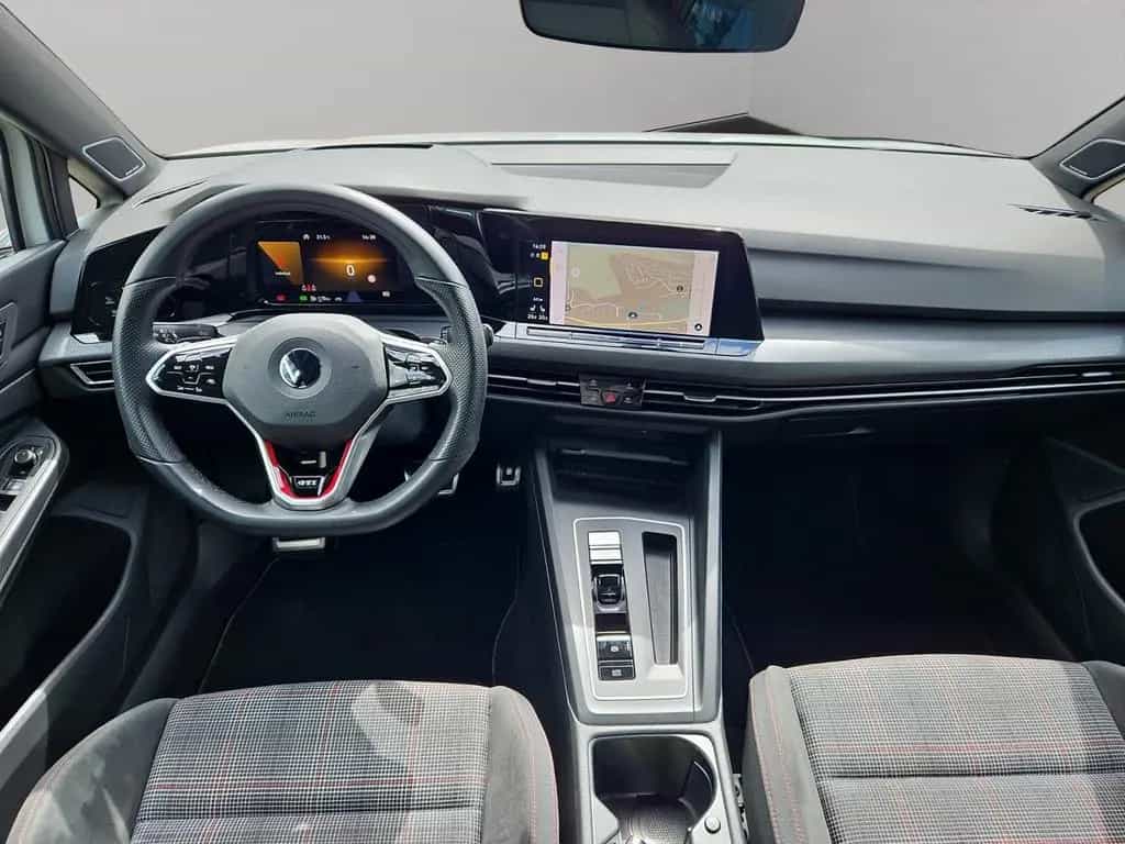Volkswagen Golf VIII GTI 2.0 TSI ACC DCC Navi HUD Rückfahrk 09/2020-photo-8