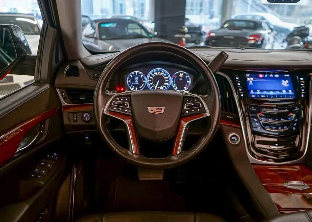 Cadillac Escalade MWST UNFALLFREI BOSE 8SitzerSchiebedach 02/2015-photo-22