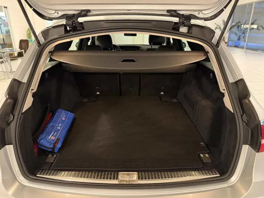 Mercedes-Benz E-Class 200 T EXCLUSIV,COMAND,GSD, ABN, AHK,SCHECKH. 05/2019-photo-10