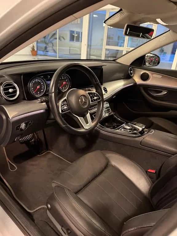 Mercedes-Benz E-Class 200 T EXCLUSIV,COMAND,GSD, ABN, AHK,SCHECKH. 05/2019-photo-11