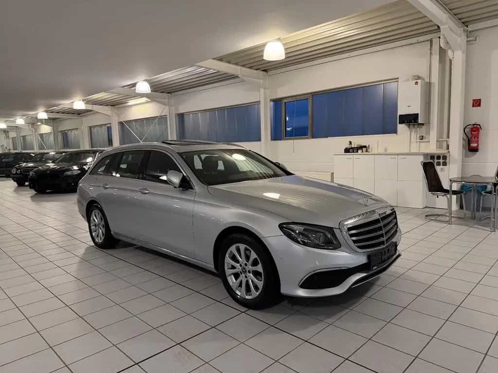 Mercedes-Benz E-Class 200 T EXCLUSIV,COMAND,GSD, ABN, AHK,SCHECKH. 05/2019-photo-7