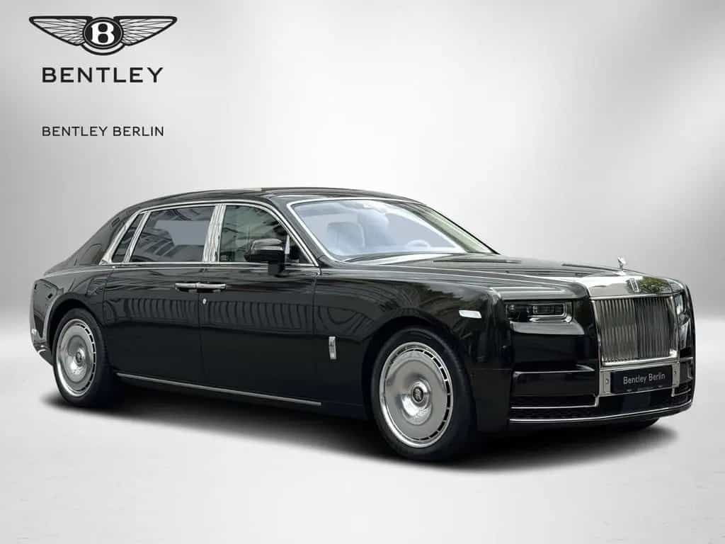 Rolls-Royce Phantom Extended (EWB) "The Connoisseur" 05/2022-photo-2