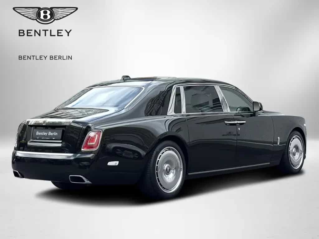 Rolls-Royce Phantom Extended (EWB) "The Connoisseur" 05/2022-photo-5