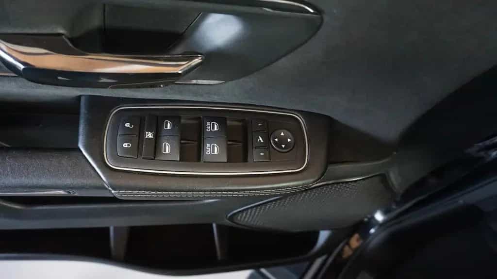 Dodge RAM 1500 TRX Crew Cab 6.2l V8 Digi-Tacho*Rambar 07/2023-photo-25