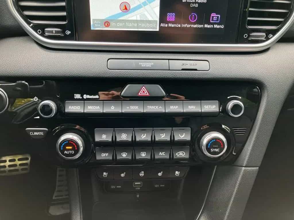 Kia Sportage GT-LINE 2.0 CRDi 4WD LED+NAVI+ACC+JBL 10/2019-photo-17