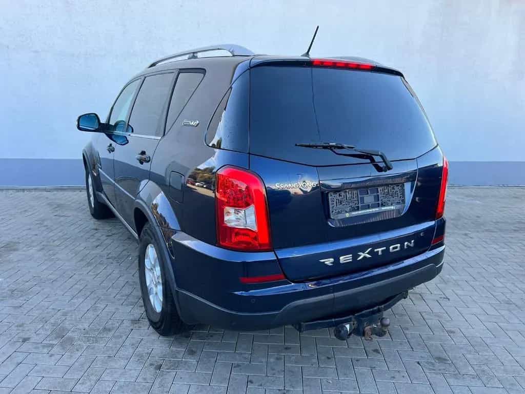 Ssangyong Rexton Rexton W Executive 4WD/ 7 Sitzer / 09/2016-photo-3