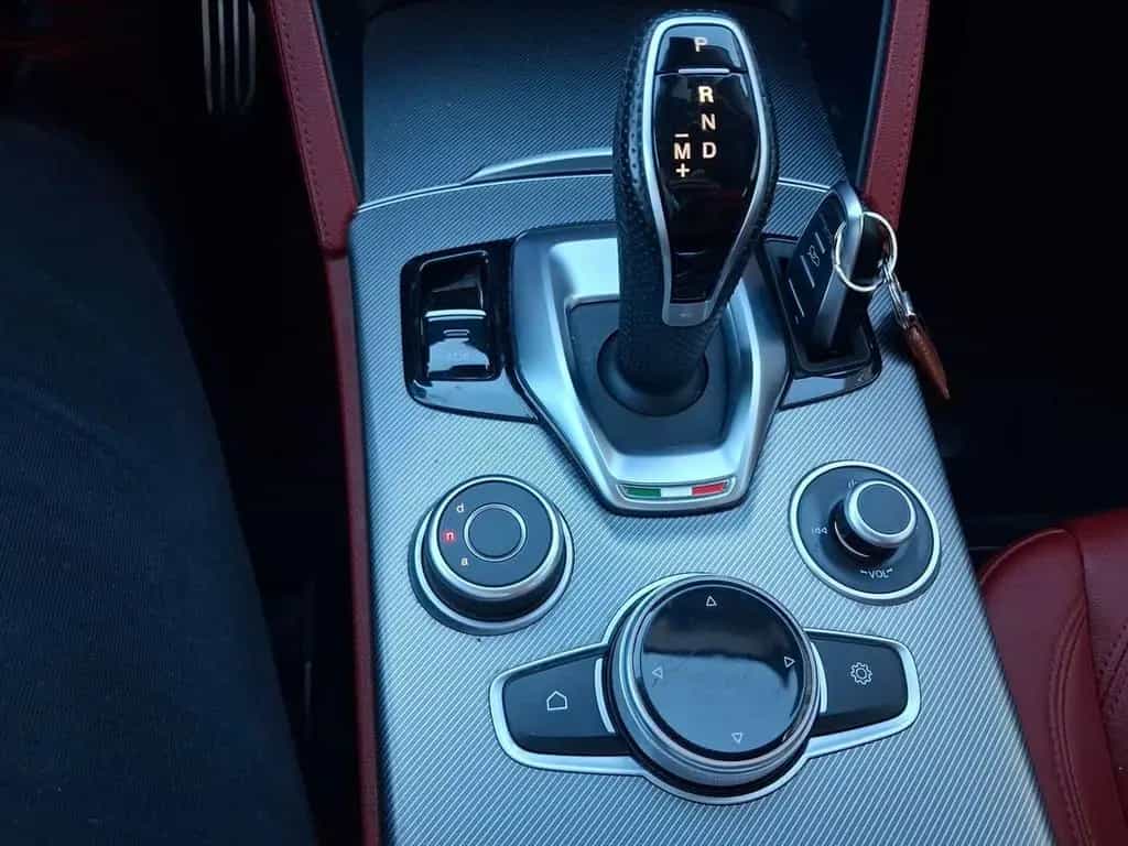 Alfa Romeo Stelvio 2.2 190 C.V. SPRINT ITALIANA 09/2020-photo-12