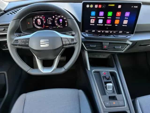 Seat Leon Sportstourer Road Edition 1.5 eTSI 150 PS 7 10/2025-photo-11