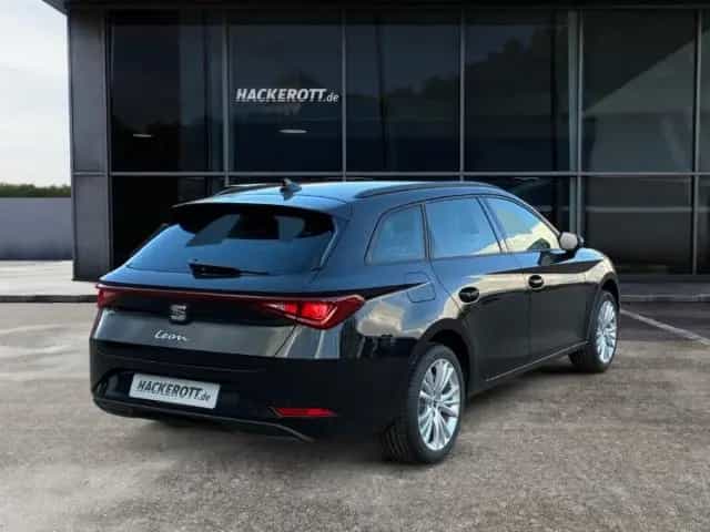 Seat Leon Sportstourer Road Edition 1.5 eTSI 150 PS 7 10/2025-photo-5