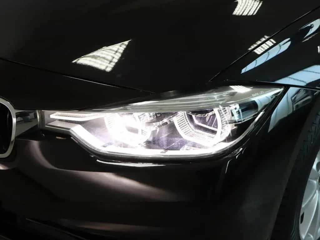 BMW 3 Series 318 Advantage LED SH 09/2017-photo-18
