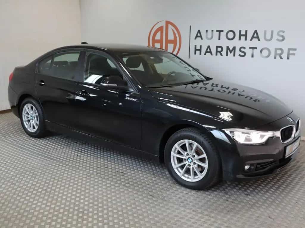 BMW 3 Series 318 Advantage LED SH 09/2017-photo-4