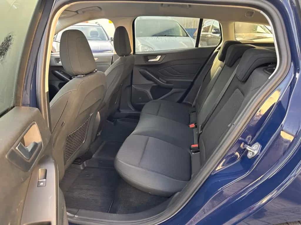 Ford Focus Turnier*AUTOMATIK*PDC*MFL*** 10/2018-photo-12