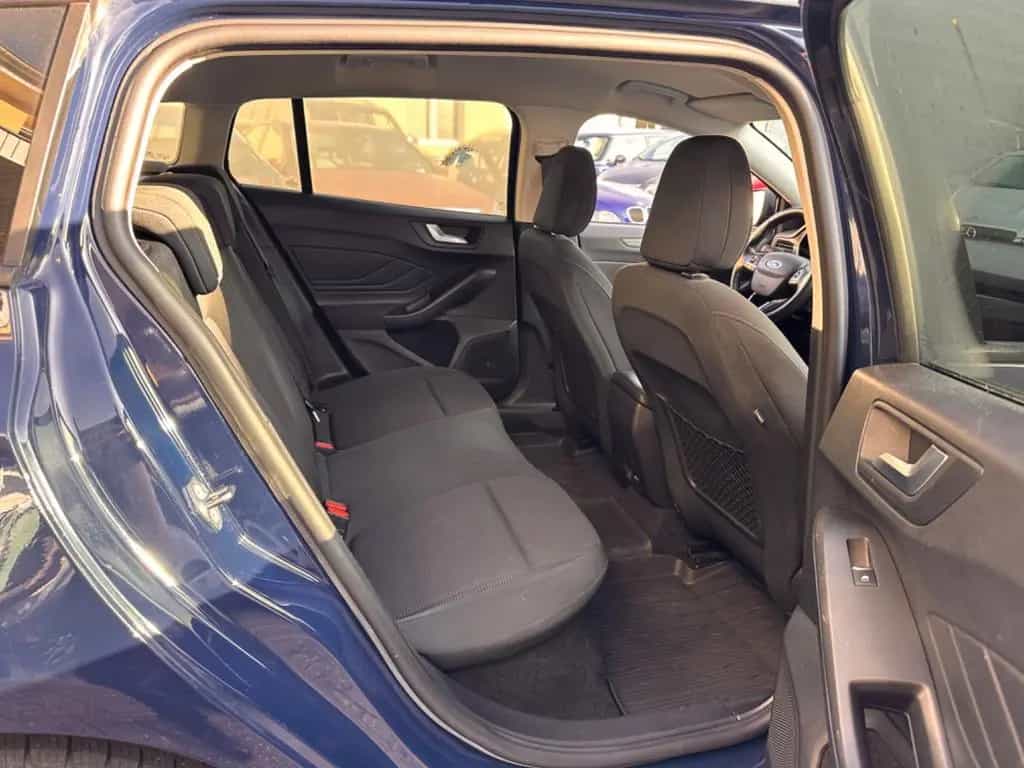Ford Focus Turnier*AUTOMATIK*PDC*MFL*** 10/2018-photo-13