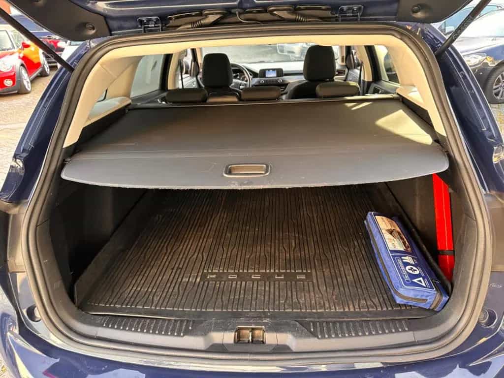Ford Focus Turnier*AUTOMATIK*PDC*MFL*** 10/2018-photo-19