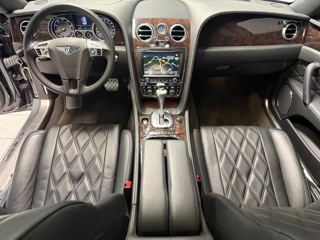 Bentley Flying Spur W12 Super Zustand 01/2014-photo-11