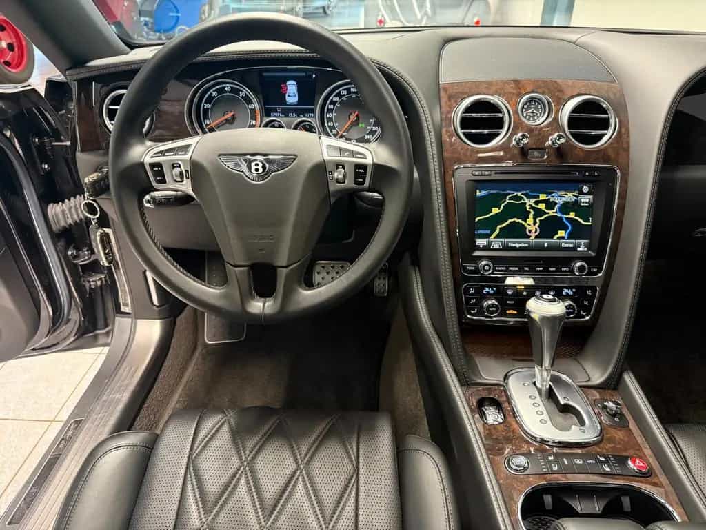Bentley Flying Spur W12 Super Zustand 01/2014-photo-12