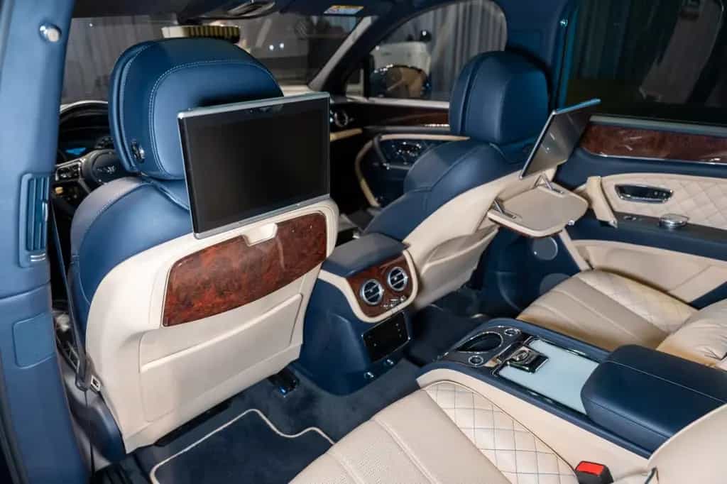 Bentley Bentayga 6.0 W12 Mulliner 4WD Autom. 08/2018-photo-16