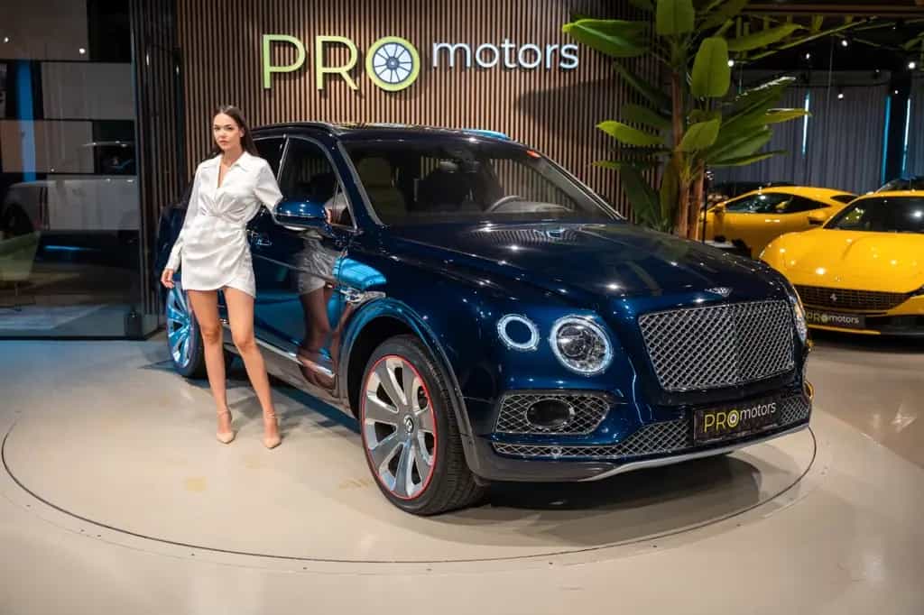 Bentley Bentayga 6.0 W12 Mulliner 4WD Autom. 08/2018-photo-22