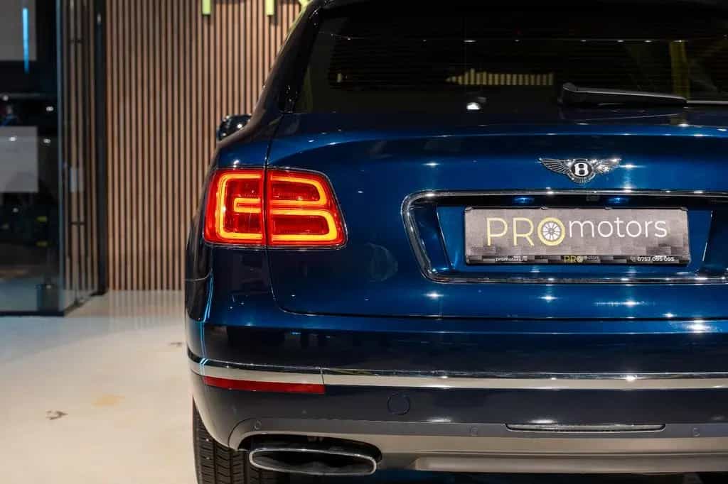 Bentley Bentayga 6.0 W12 Mulliner 4WD Autom. 08/2018-photo-25