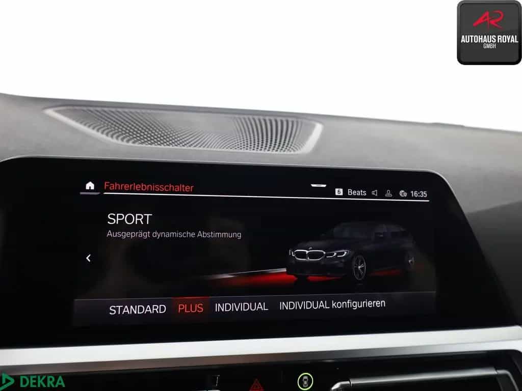 BMW 330 i T M SPORT SHADOW LASER,HUD,KAMERA,KEYLESS 09/2022-photo-18