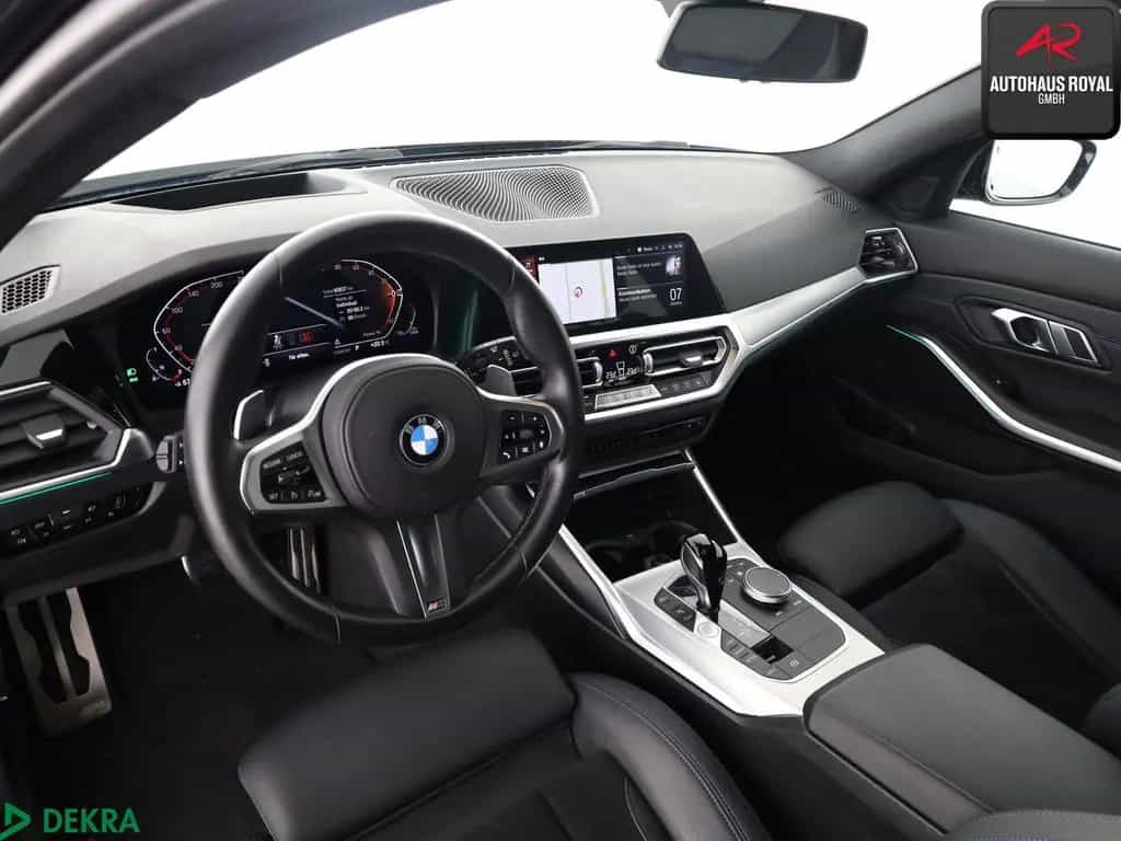 BMW 330 i T M SPORT SHADOW LASER,HUD,KAMERA,KEYLESS 09/2022-photo-9