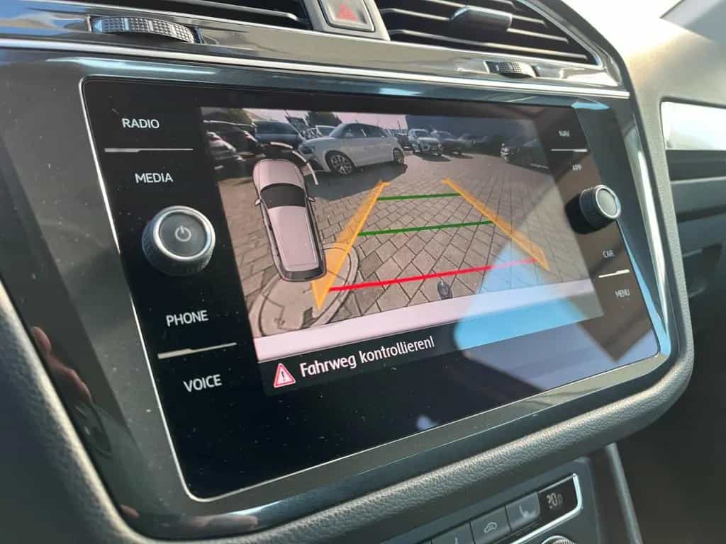 Volkswagen Tiguan 2.0 TSI DSG 4M R-Line 2.HD NAV KAM AHK 12/2017-photo-22