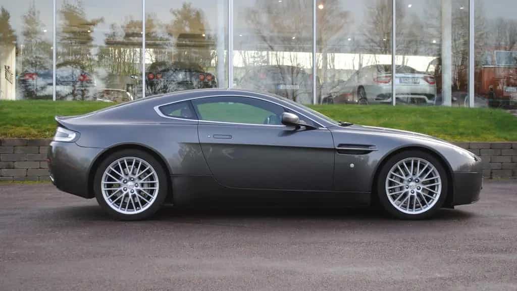 Aston Martin Vantage V8 Coupé - New Clutch 01/2008-photo-3